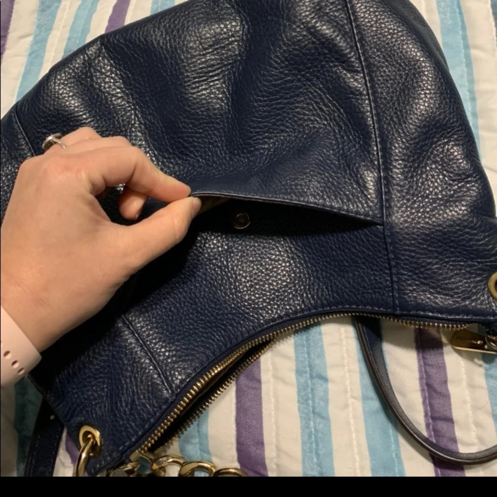 Michael Kors - Picture 3 of 4